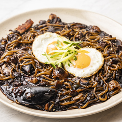 大皿焼きチャジャン麺