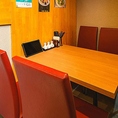 2名様から4名様でご利用いただけるテーブル席をご用意しております◎ご友人やご家族とのお食事に最適です。