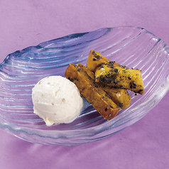 蕎麦の実アイスと大学芋