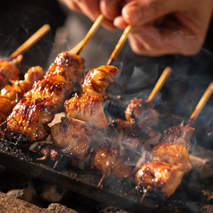 【本格炭火焼き鳥】鳥劇場人気メニュ～！！