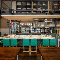 サカナバル 六本木店の雰囲気1