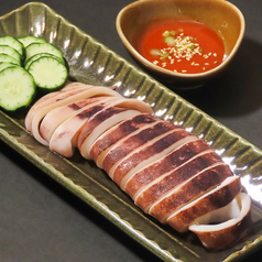 イカとキュウリの赤からソース添え