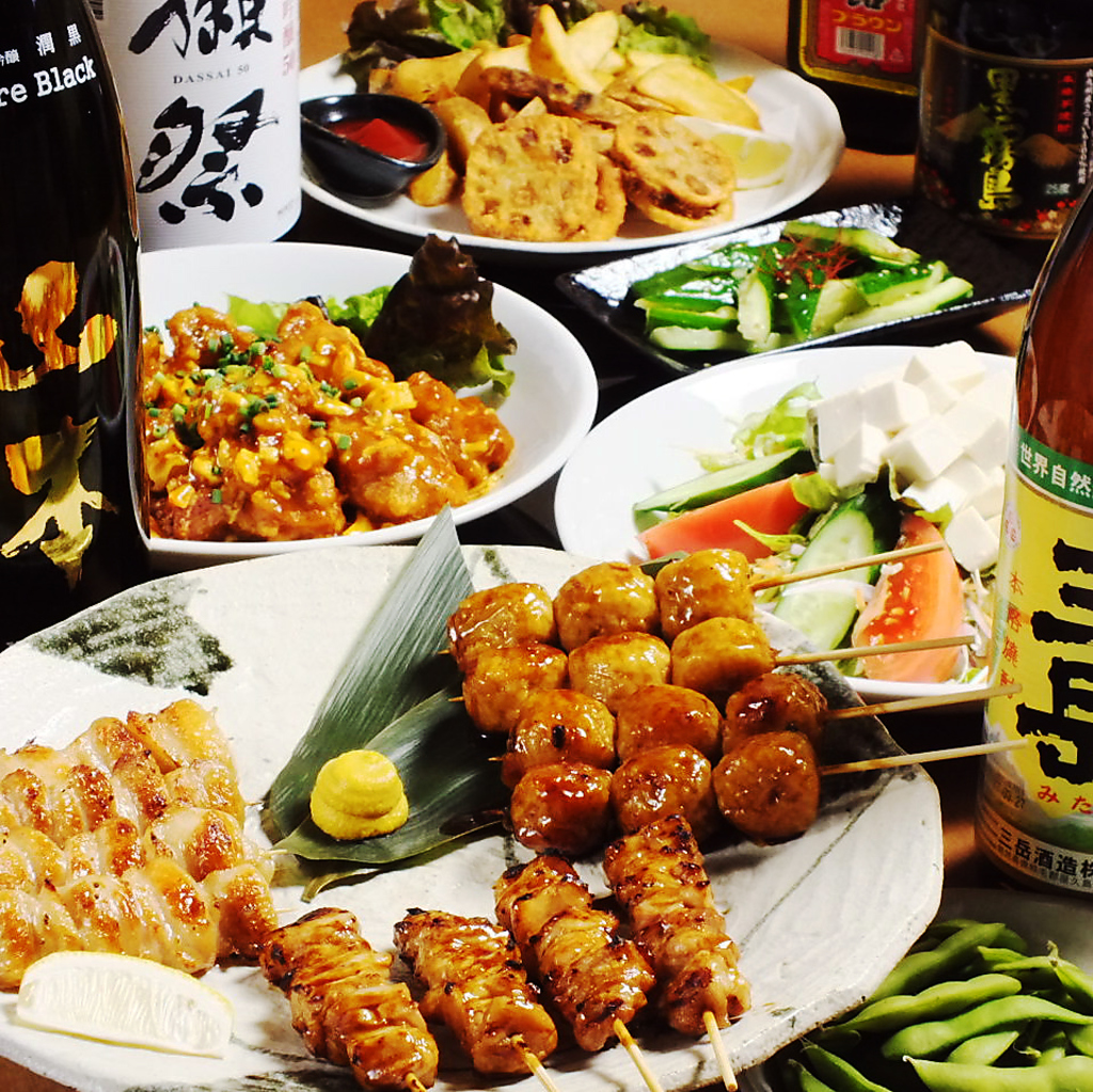 備長炭で焼き上げたふっくらジューシーな焼き鳥♪素材にもこだわり、一本一本当日手打ちでお届け！！