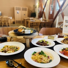 地産食材を活かした多彩なメニュー