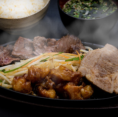 鉄板食堂 肉やまだの特集写真