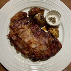 道産豚肩ロースのコンフィソテー