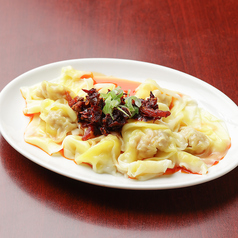 ゆでワンタンのラー油かけ