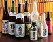 全国の様々な焼酎や日本酒。梅酒、果実酒など多数あり。