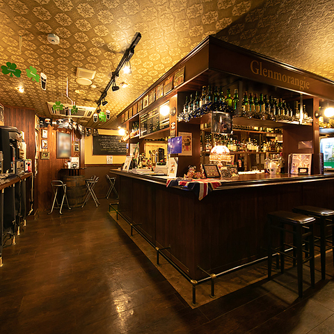 ブリティッシュパブ ロンドン酒場 アーロン ダイニングバー バル の雰囲気 ホットペッパーグルメ