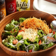 地元の食材を使用した多彩な和洋折衷をご堪能あれ！