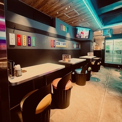 まるで韓国に来たような店内は女子に大人気♪2名様～最大12名様ご案内