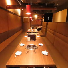 炭火焼肉 一徳 離宮 名古屋駅の雰囲気2