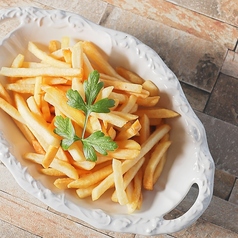 フライドポテト牛すじ煮と檸檬クリーム