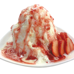 ふわふわ雪のような「チャーミースノーアイスクリーム」・ミルク練乳ストロベリー