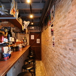 落ち着いた店内でゆっくりと一人のみやデートにも最適◎