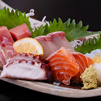 その日に仕入れた新鮮魚介！明石の昼網の魚に出会える