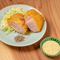 料理メニュー写真&nbsp;しっとり豚肩ロースカツ ～鹿児島黒豚渡辺バークシャー使用～