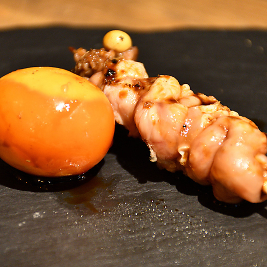 【こだわりの希少部位をご提供】1本で1羽分使う贅沢な串焼きもご用意♪