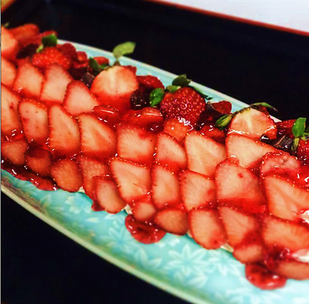 誕生日、記念日のデザート承ります★お店にお問い合わせください♪