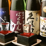 こだわりの地酒と本格焼酎も豊富に取り揃えています