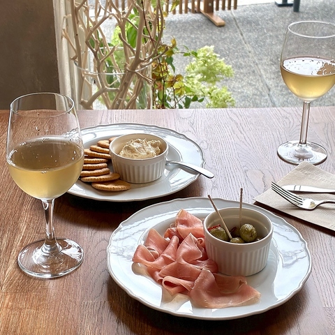 E cafe and lifestyle