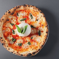 とろとろブッラータチーズのマルゲリータ