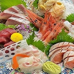 お刺身七種盛り合わせ［花］2貫付け