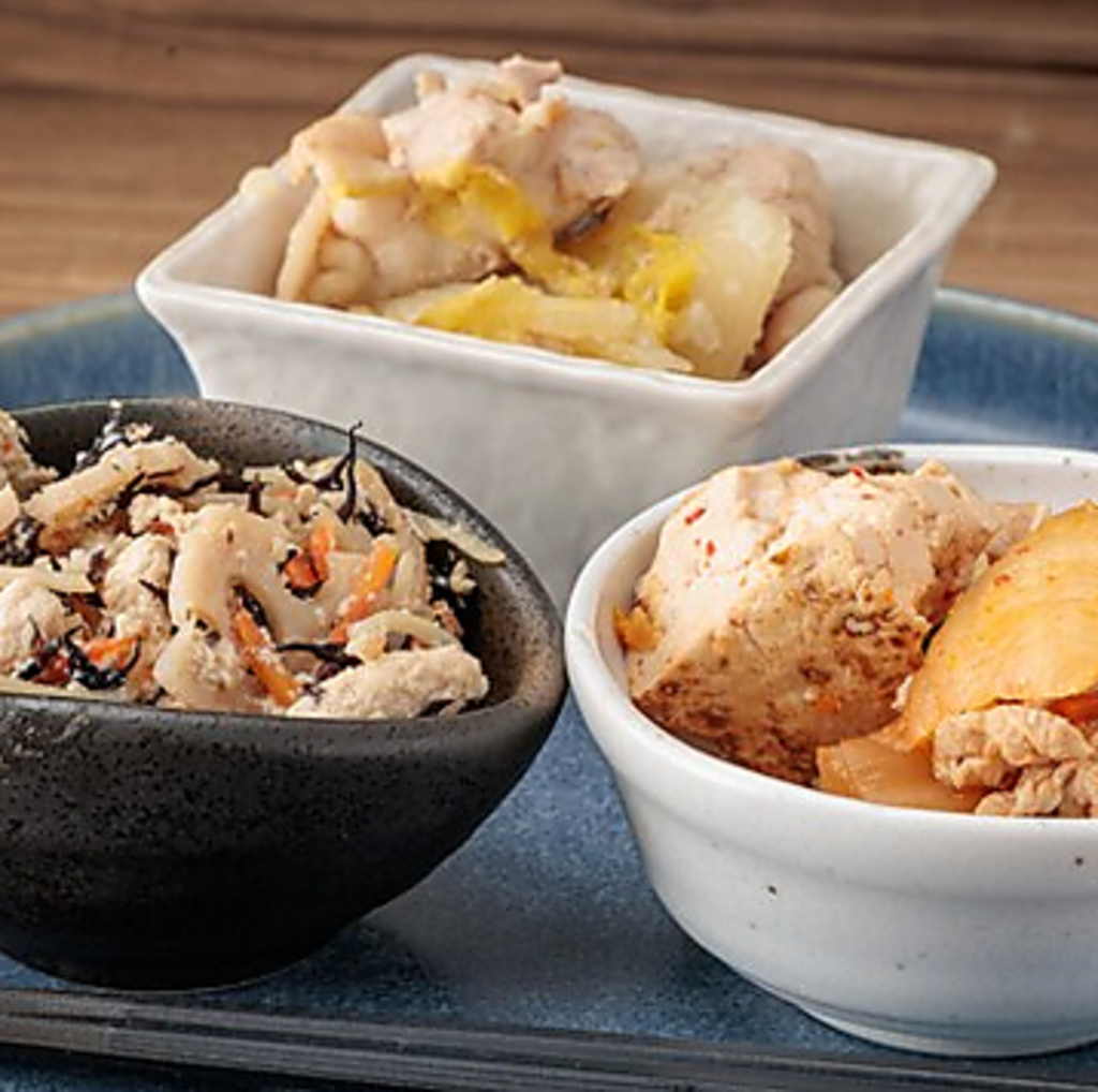 どこか懐かしさを感じる、手作りのおばんざいをご用意しております◎内容は、日によって変わります。