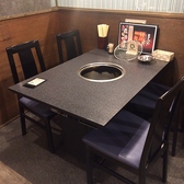 テーブルとテーブルの間隔が広いので安心安全！