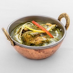 サッグチキン(チキンとほうれん草のカレー)