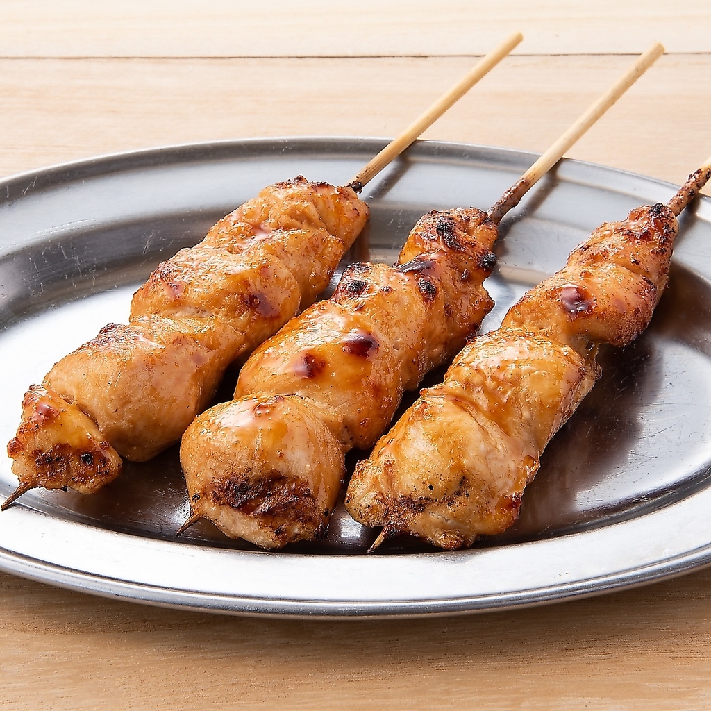 名物のやきとん＆焼き鳥…全品1本120円均一でご提供☆