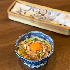 鶏のたたきユッケ仕立て