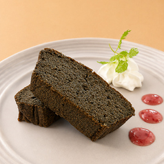 しっとり黒ごまケーキ