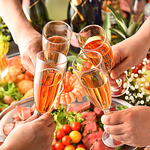 結婚式二次会もダーツアップで！絶品料理と多彩なドリンクと演出で素敵なひと時をお過ごしください♪