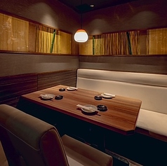 2名様～4名様まで♪個室のオシャレ個室♪扉付きの完全個室席で隣も気にせず騒いだり、大事な日に雰囲気を大切にご宴会をお楽しみ頂けます！名駅店ではどんなシーンでもお使い頂けます！名駅で個室居酒屋をお探しなら名駅店へ♪女子会や記念日に◎各種クーポンも☆