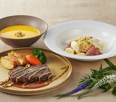 新潟グランドホテル フランス料理レストラン ベルビューのコース写真