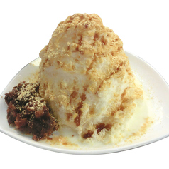 ふわふわ雪のような「チャーミースノーアイスクリーム」・ミルク黒蜜きな粉あずき