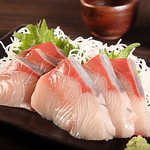 新鮮なお刺身ご用意しています♪