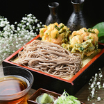 最後の〆まで拘りました。蕎麦の風味と極上天ぷらのコラボレーションは最高の逸品。
