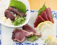 カツオざんまいミニ（刺身2切・タレ2切・塩2切）