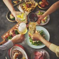 大人空間のおしゃれなカフェ＆バーで楽しむパーティー