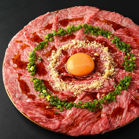 松阪牛とフォアグラ、食材から空間まで最上級を