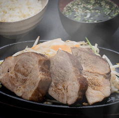 鉄板食堂 肉やまだの特集写真