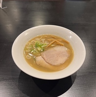 濃厚な鶏の旨味を堪能♪3種の鶏白湯ラーメン！