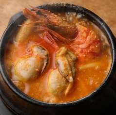 広島牡蠣のスンドゥブチゲ(純豆腐チゲ)