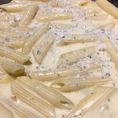 【クリーム味】ゴルゴンゾーラペンネ