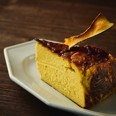 かぼちゃの塩バスクチーズケーキ