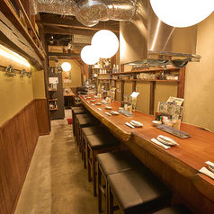 串カツと貝だしおでん　串揚げ酒場　かわの屋　梅田堂山店の雰囲気2