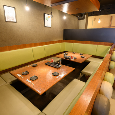 焼き鳥　ワダリドリ　心斎橋店の雰囲気1