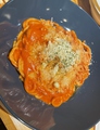 料理メニュー写真 エビとパルメザンチーズのトマトクリームパスタ　Mサイズ